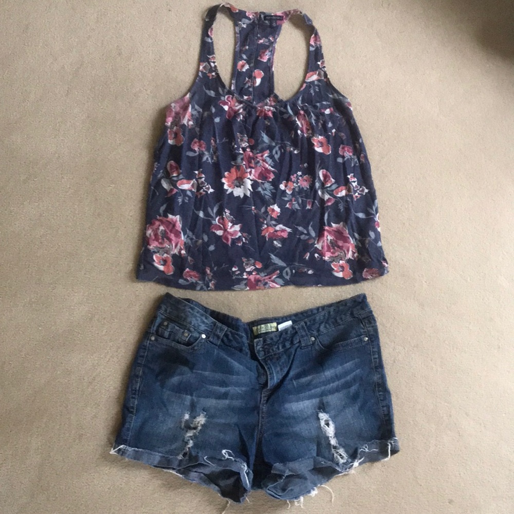 Floral American Eagle flowy tank WITH FROCKET